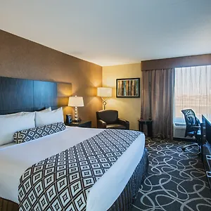 https://crowne-plaza-newark-airport.us-newyorkcity.com
